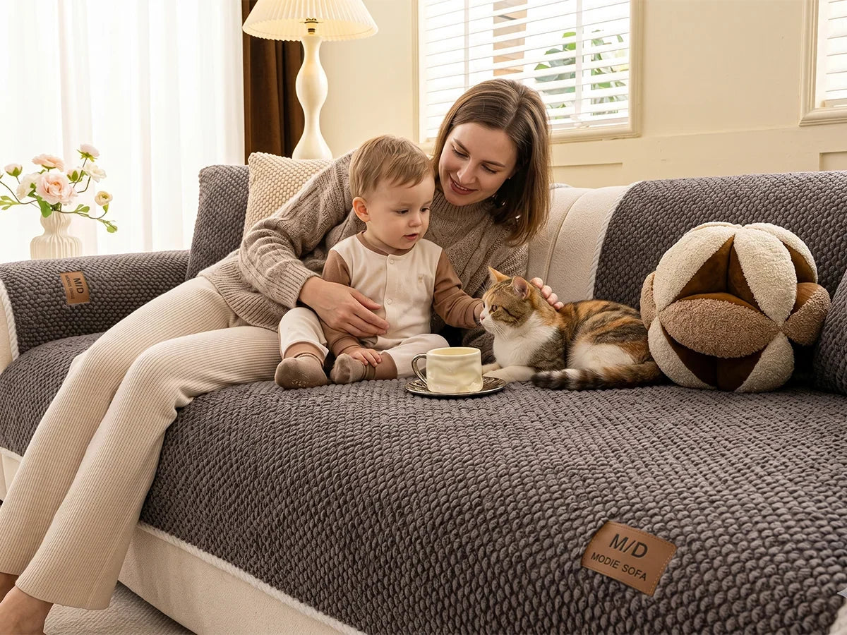 PawLuxe – Ultra-Soft Non-Slip Pet-Friendly Sofa Cover